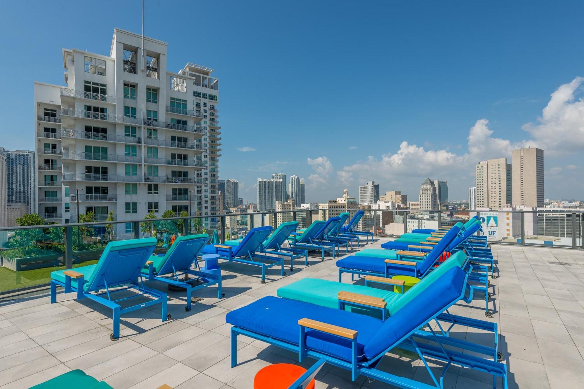 Sentral Alea Miami Aparthotel Kültér fotó