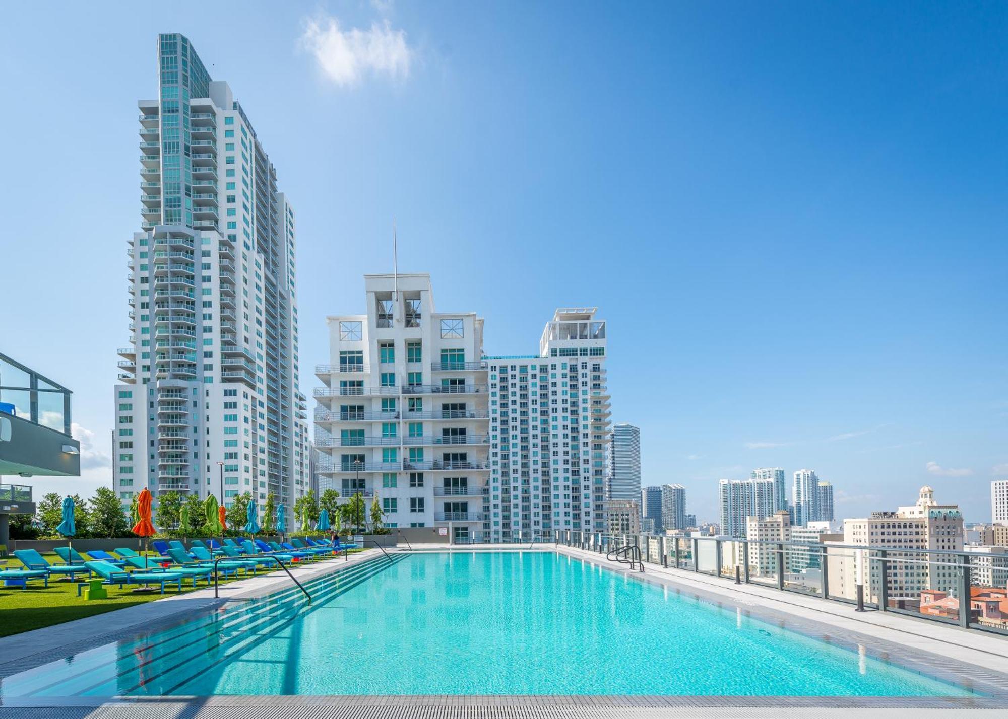 Sentral Alea Miami Aparthotel Kültér fotó